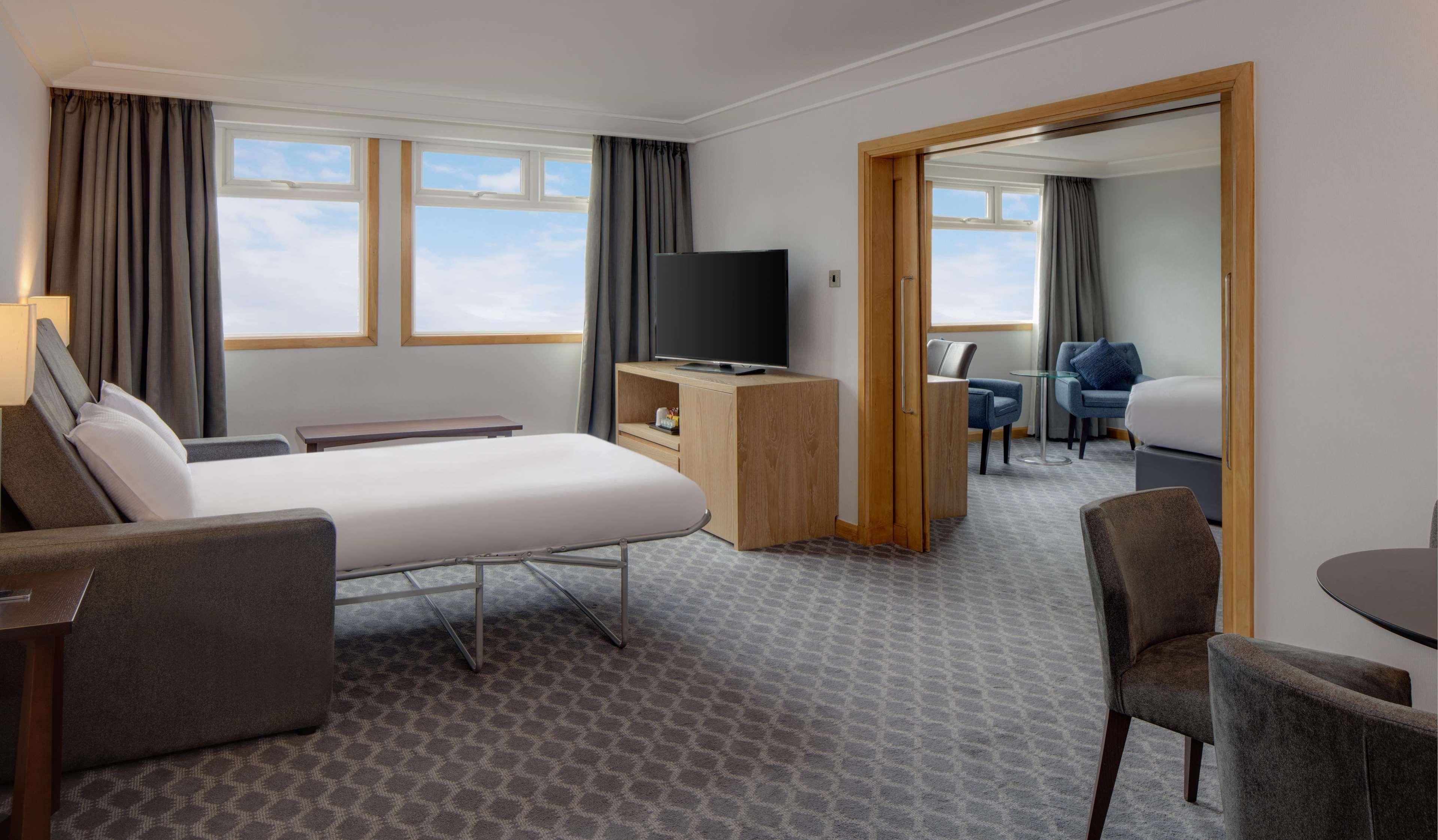 Hotel Hilton London Watford 4*