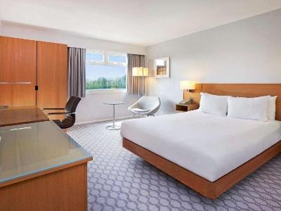 Hilton London Watford Hotel